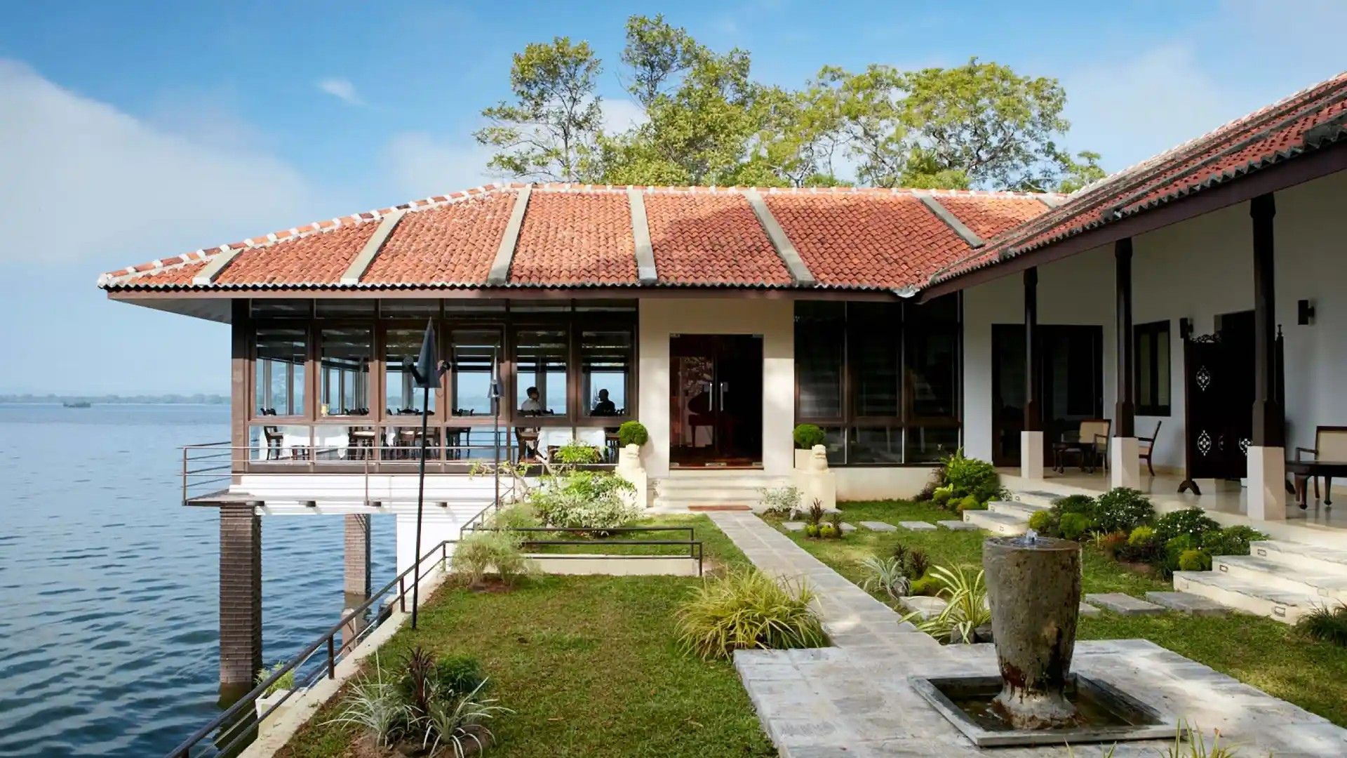 EKHO Lake House – Polonnaruwa